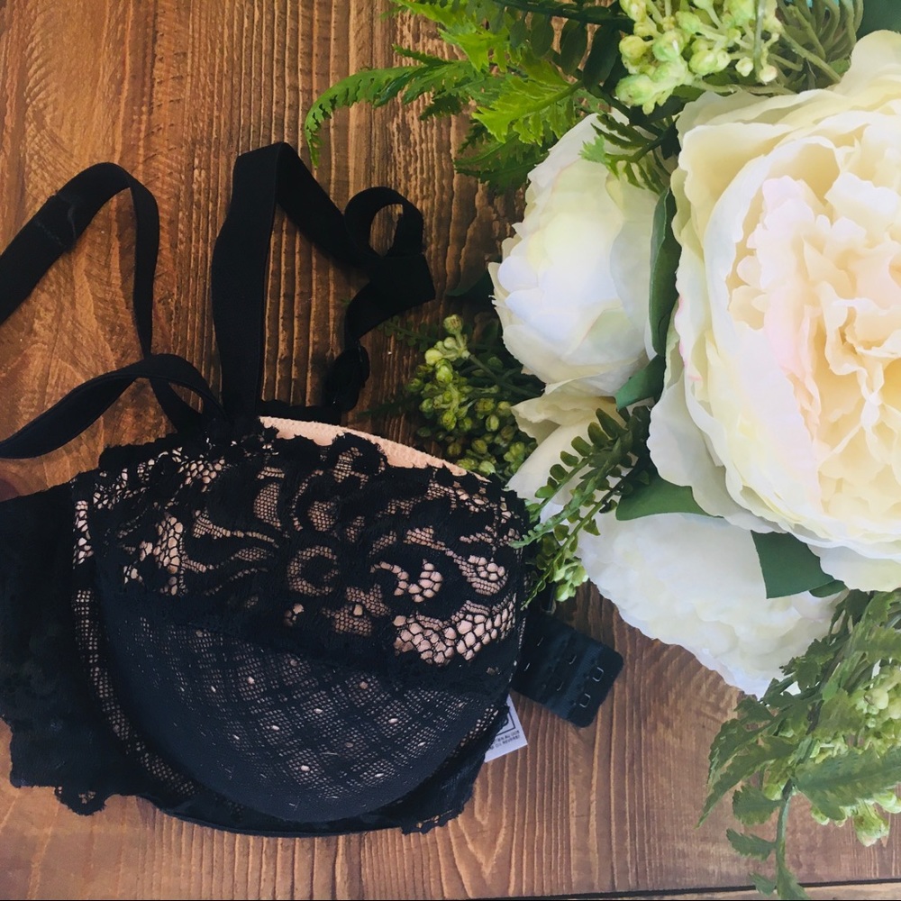 🎈Like new 🎈Barbara sexy lace bra - Picture 4 of 6